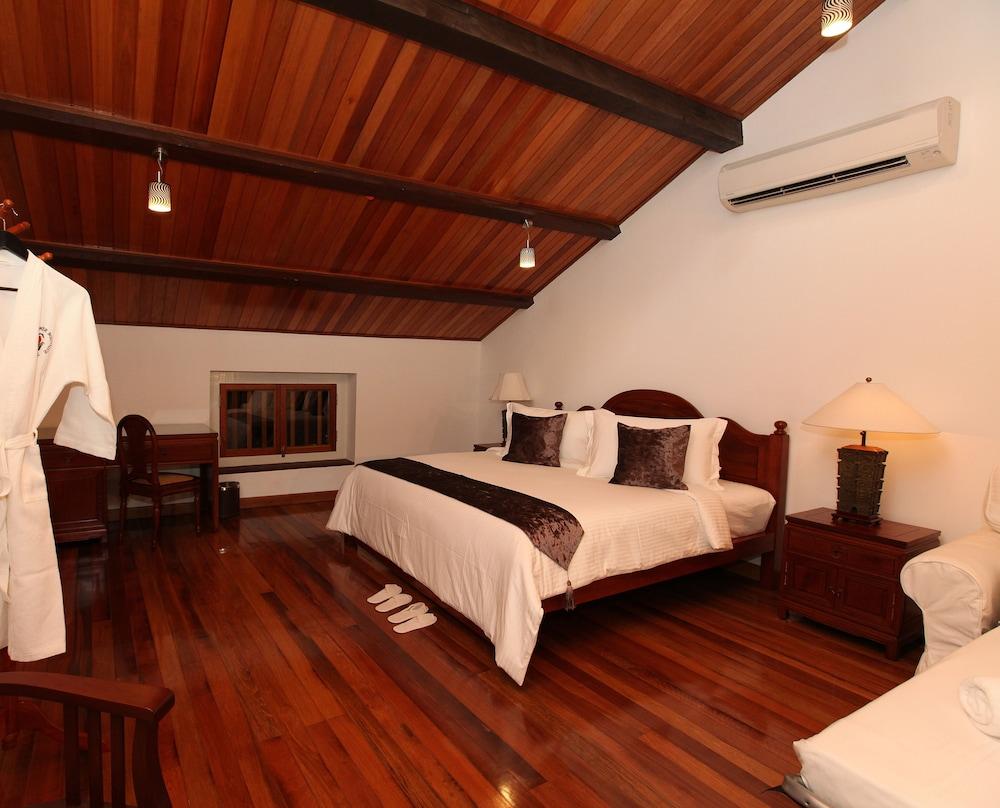 จินเจอร์ฟลาวเวอร์ บูทีค โฮเต็ล Hotel Malacca ภายนอก รูปภาพ